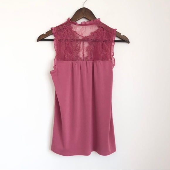 Express Tie Neck Sleeveless Blouse - Picture 5 of 13